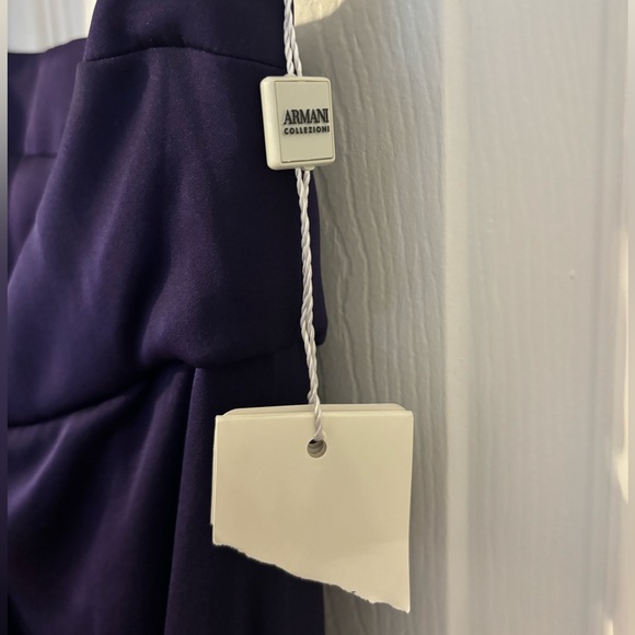 Armani Collezioni dress. Gorgeous deep purple color. - Picture 5 of 9